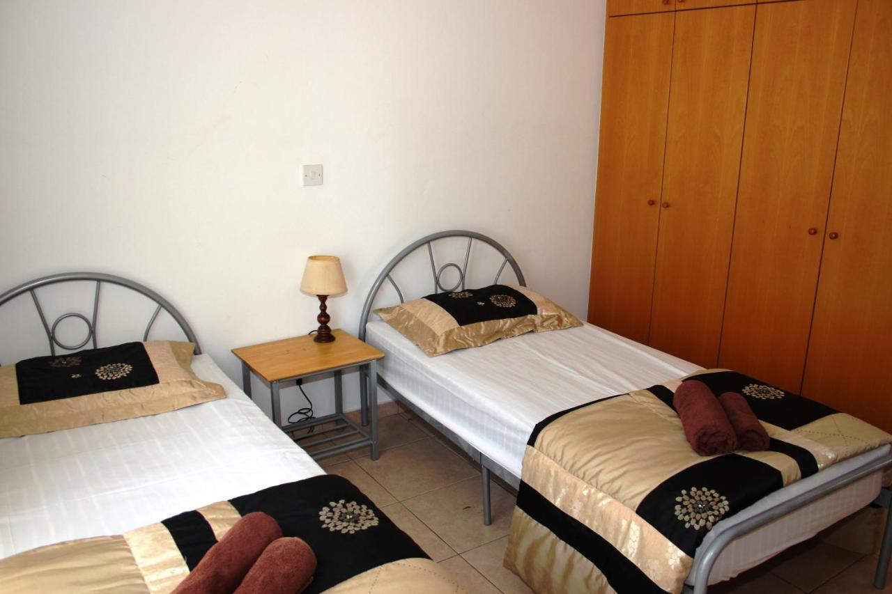 Chloraka Park D101 Apartment Paphos Ngoại thất bức ảnh