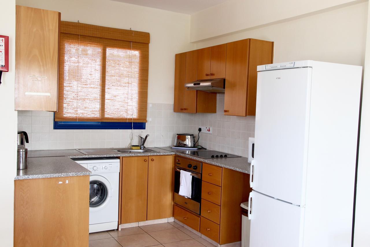 Chloraka Park D101 Apartment Paphos Ngoại thất bức ảnh