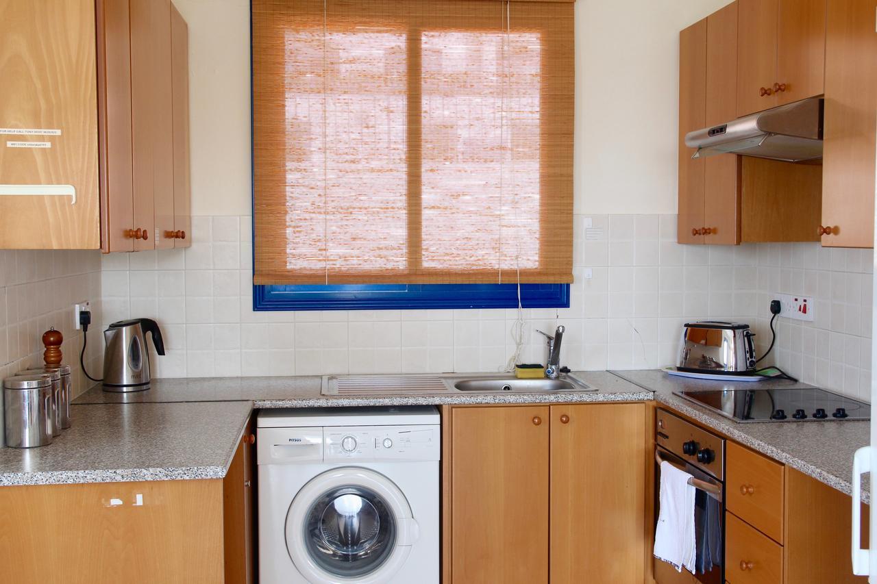 Chloraka Park D101 Apartment Paphos Ngoại thất bức ảnh