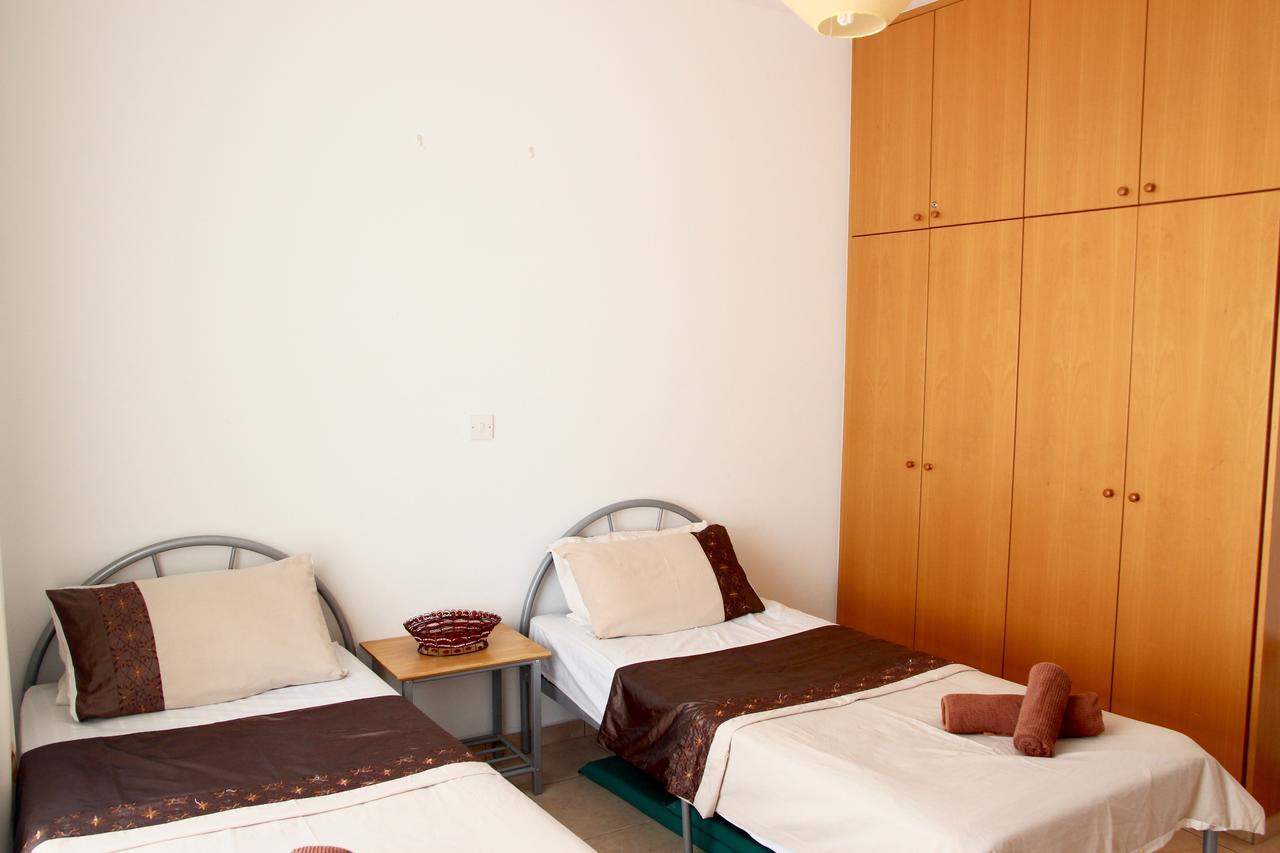 Chloraka Park D101 Apartment Paphos Ngoại thất bức ảnh